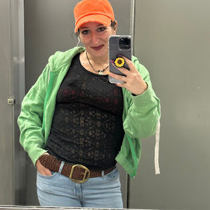 Meet your Posher, Carol